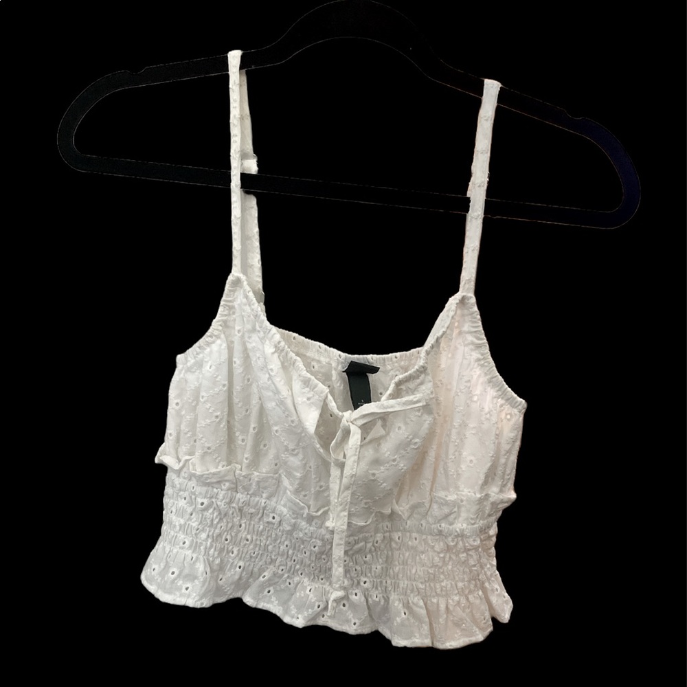 Light white tank crop